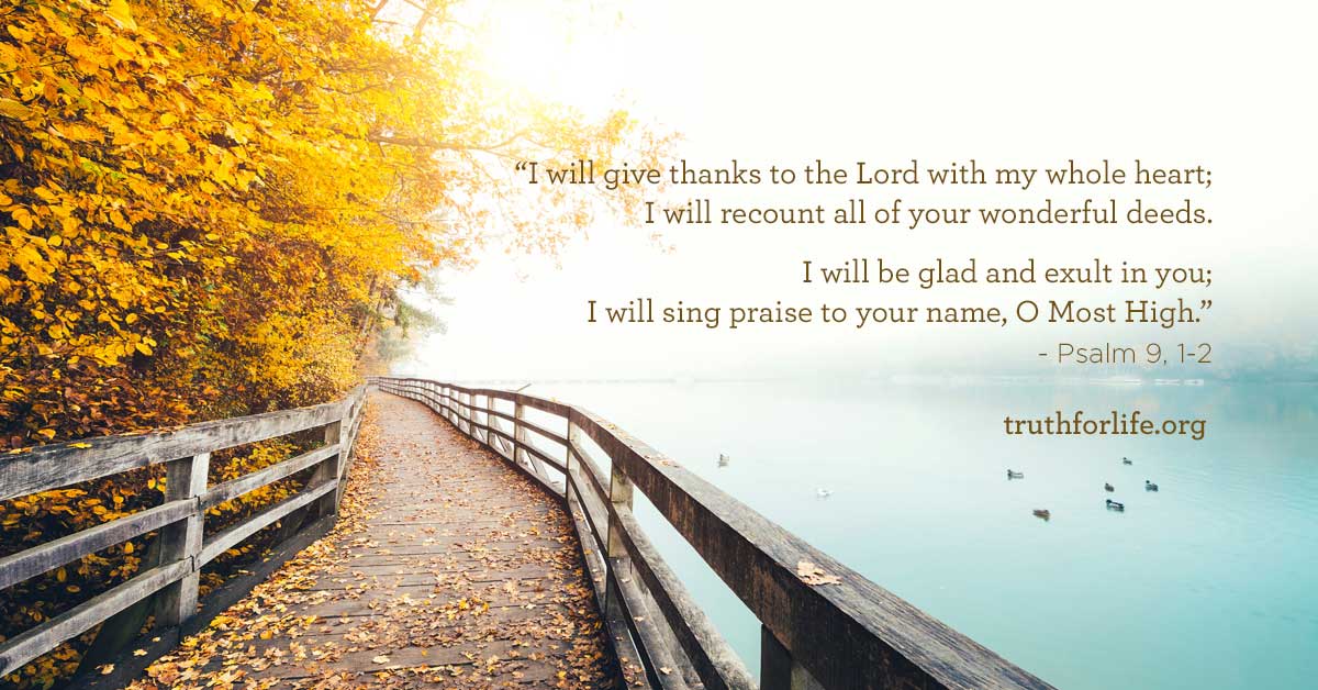 Give Thanks to the Lord : Wallpaper